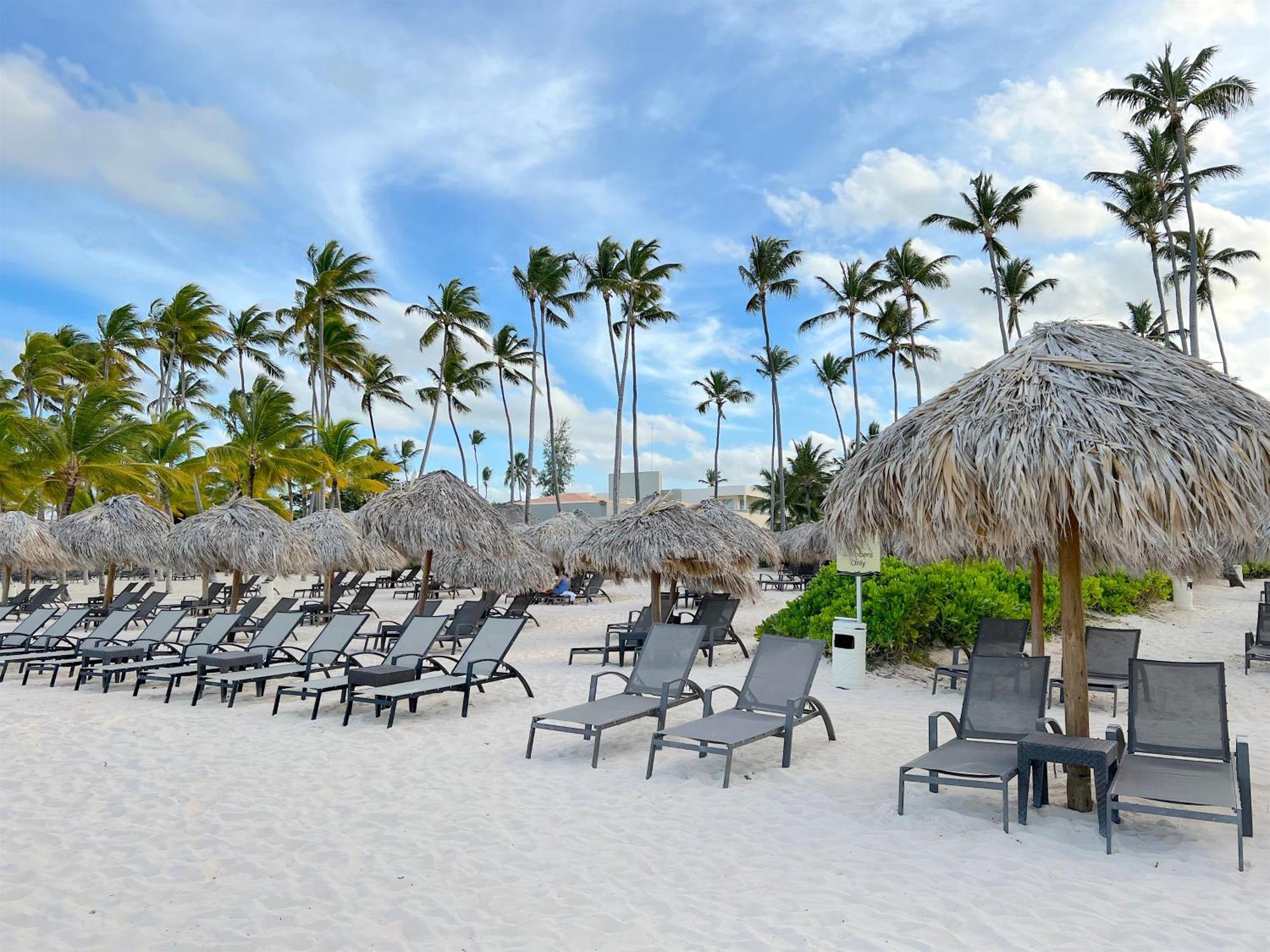 Sol Caribe Suites - Playa Los Corales - Beach Club, Wifi, Swimming Pool Punta Cana Exterior photo